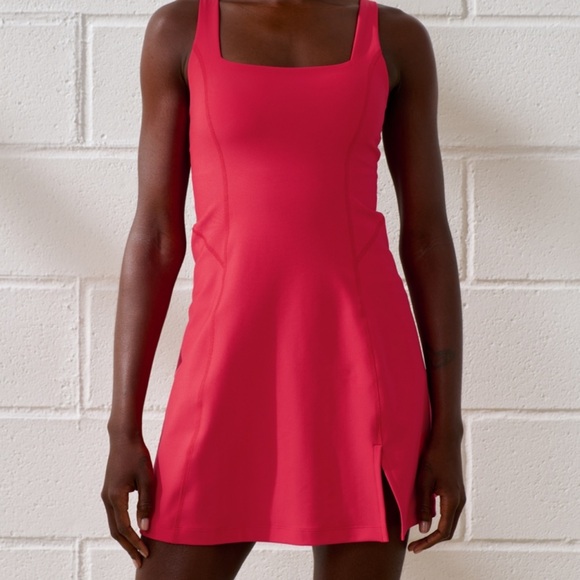 YPB Dress in Lollipop Size Small - Picture 3 of 8